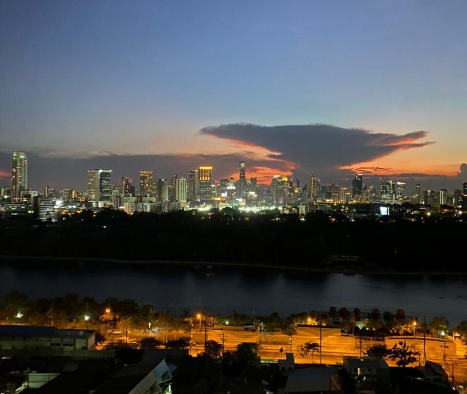 莎玛阿索克湖景服务式公寓主图