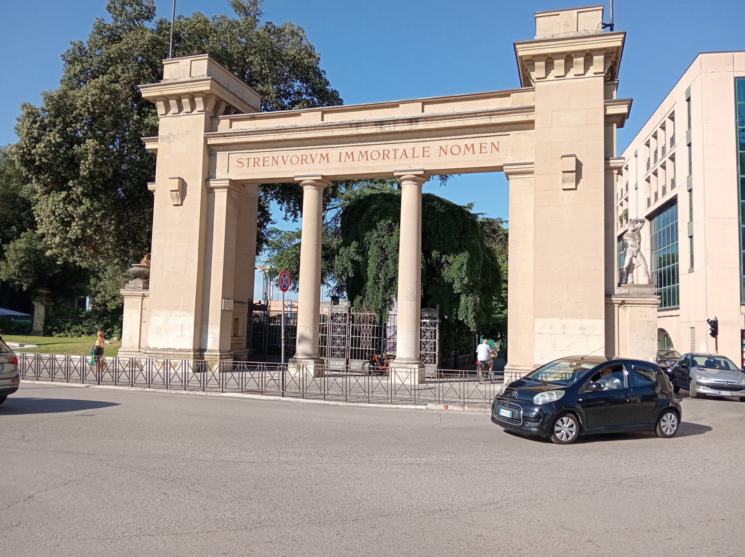 Porta Romana-福利尼奥必去景点