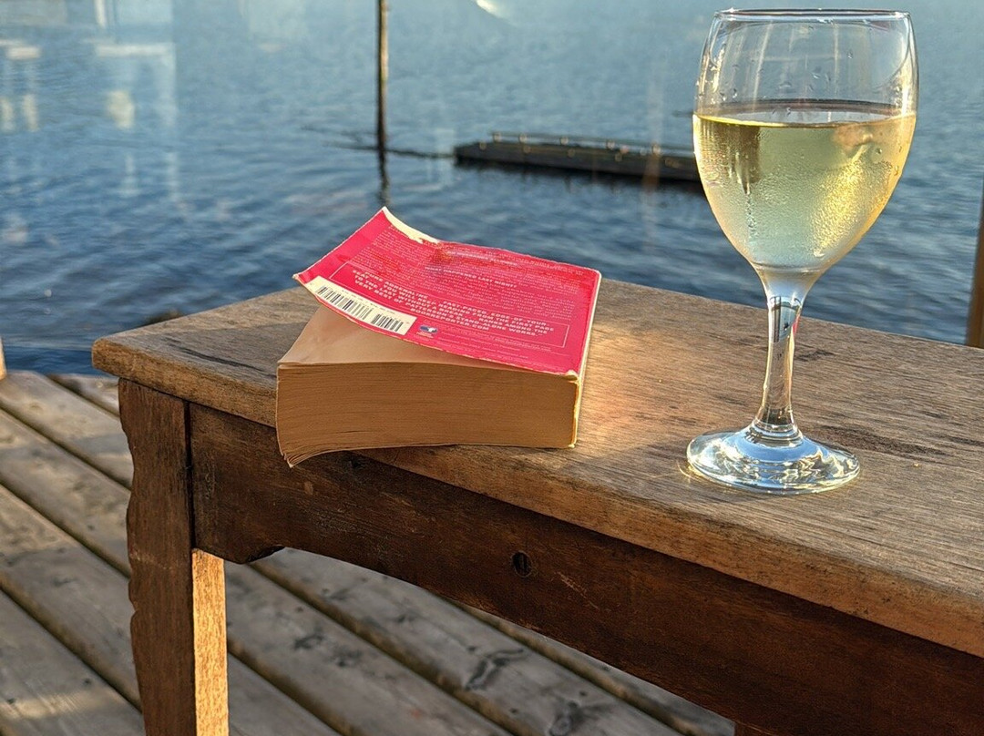 Seine Boat Inn主图