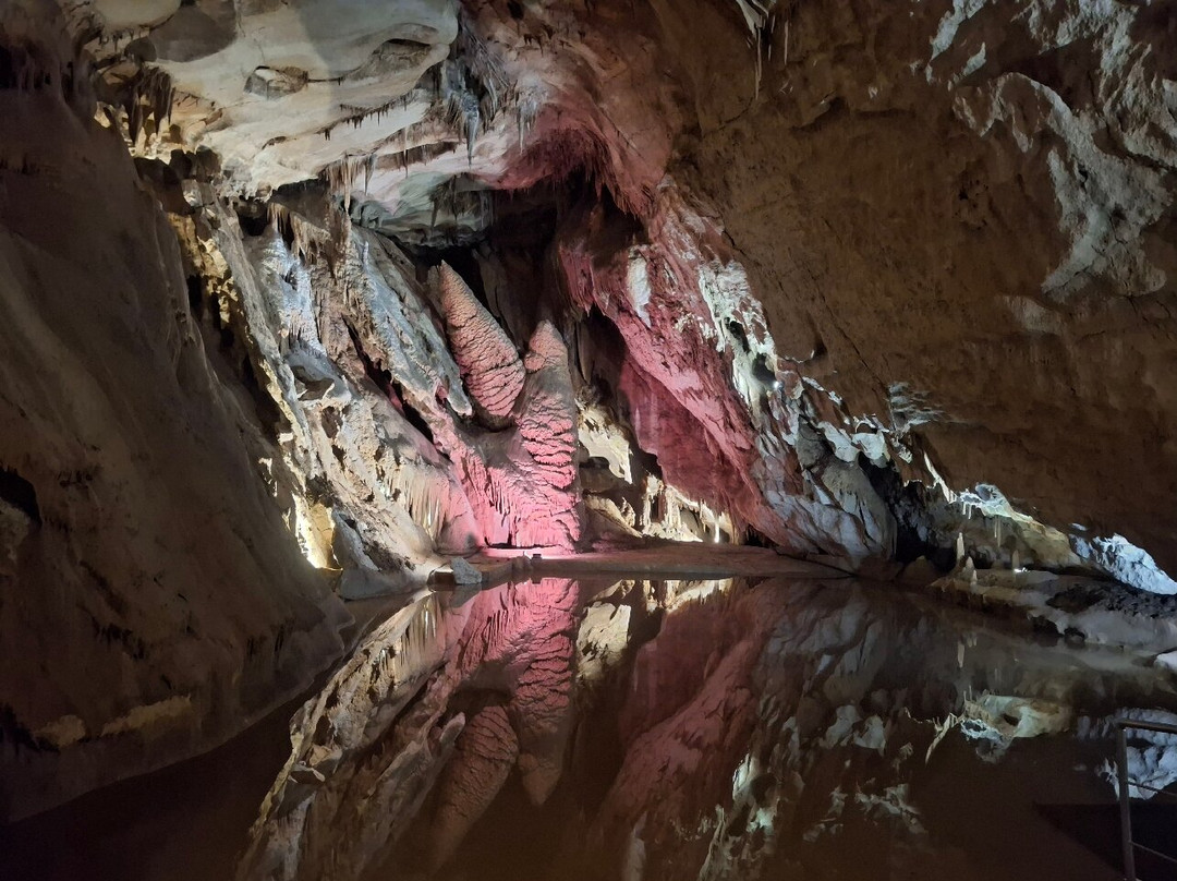 Grotte de la Cocalière-Courry必去景点
