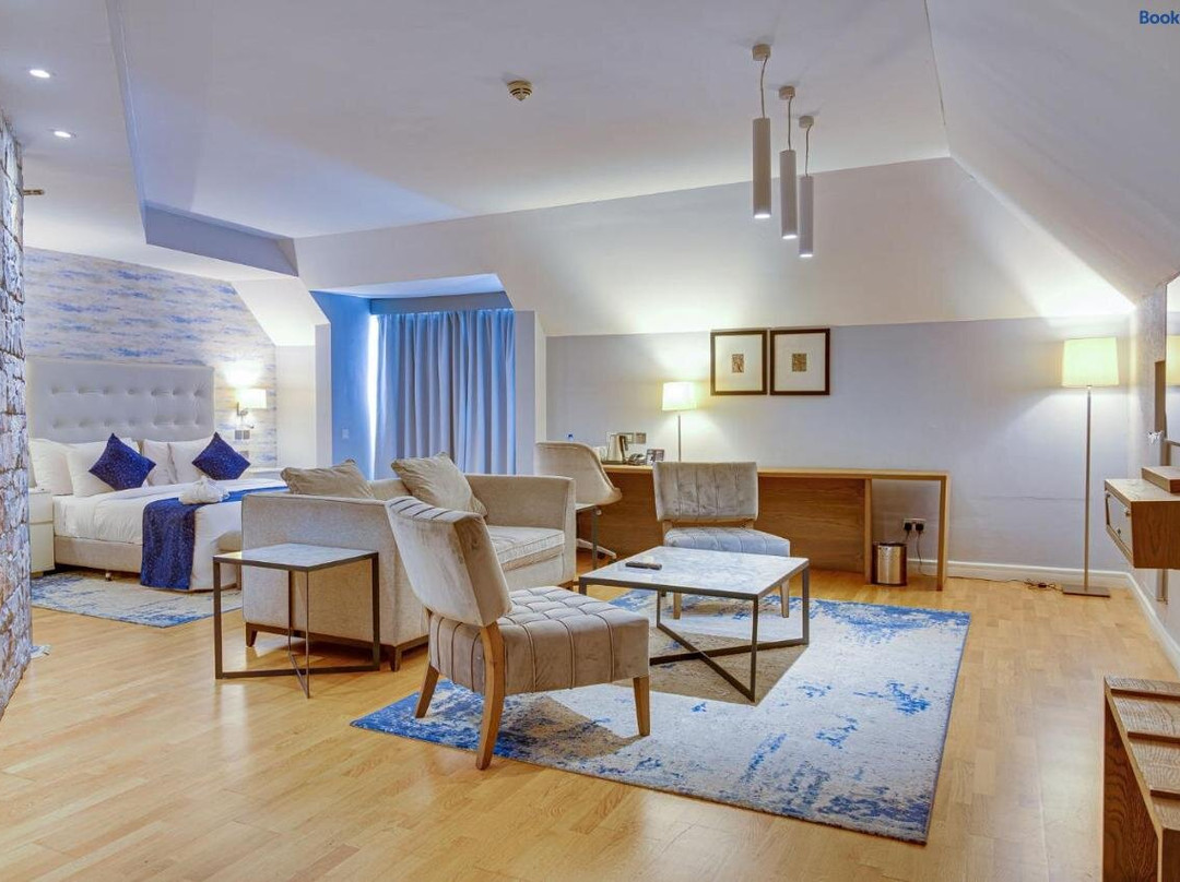 L’eola Hotel主图