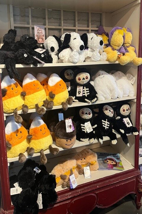 Warm Glow Candle Outlet-Centerville必去景点