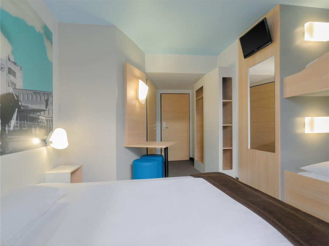 Holzgerlingen酒店住宿-B&B Hotel Böblingen