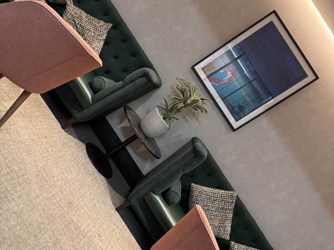 No1 Lounge at Luton Airport-卢顿必去景点