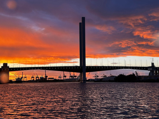 Melbourne Boat Hire-墨尔本必去景点