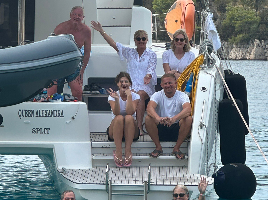 Luxury Sailing-特罗吉尔必去景点