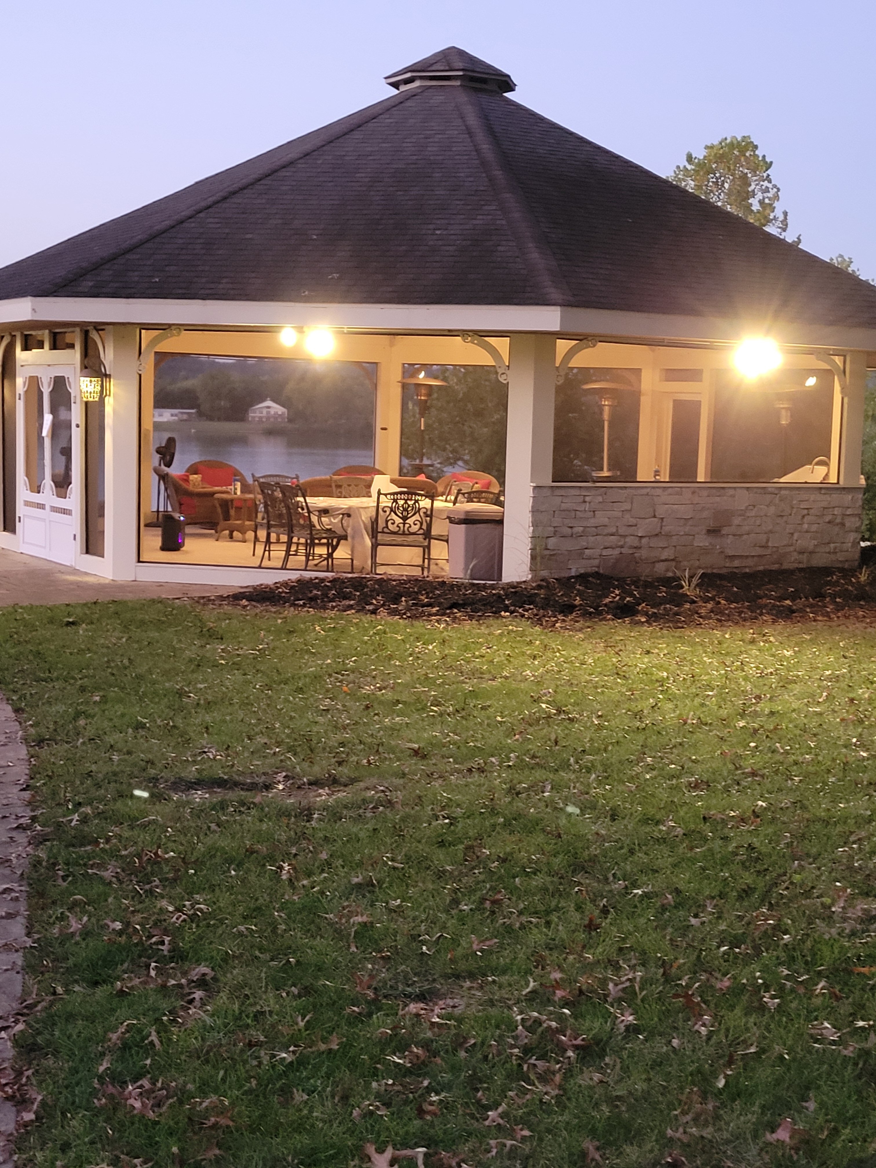 Riverside Inn Bed & Breakfast-家庭/游戏区