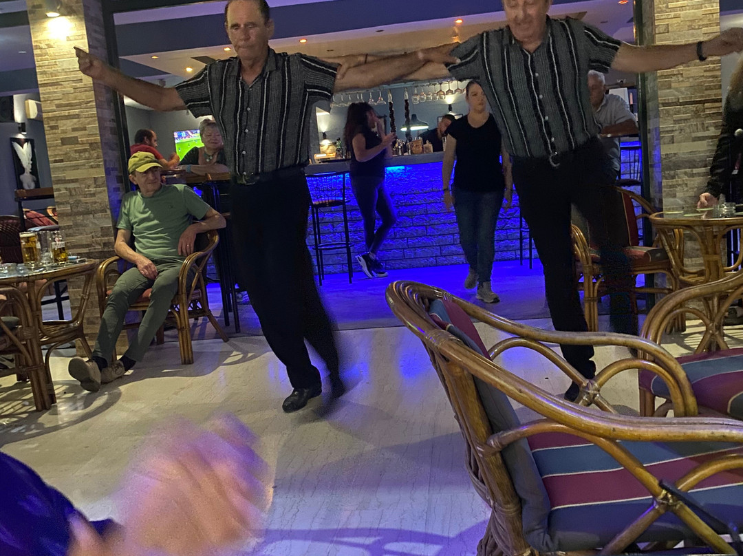 Buddies Bar-Moraitika必去景点