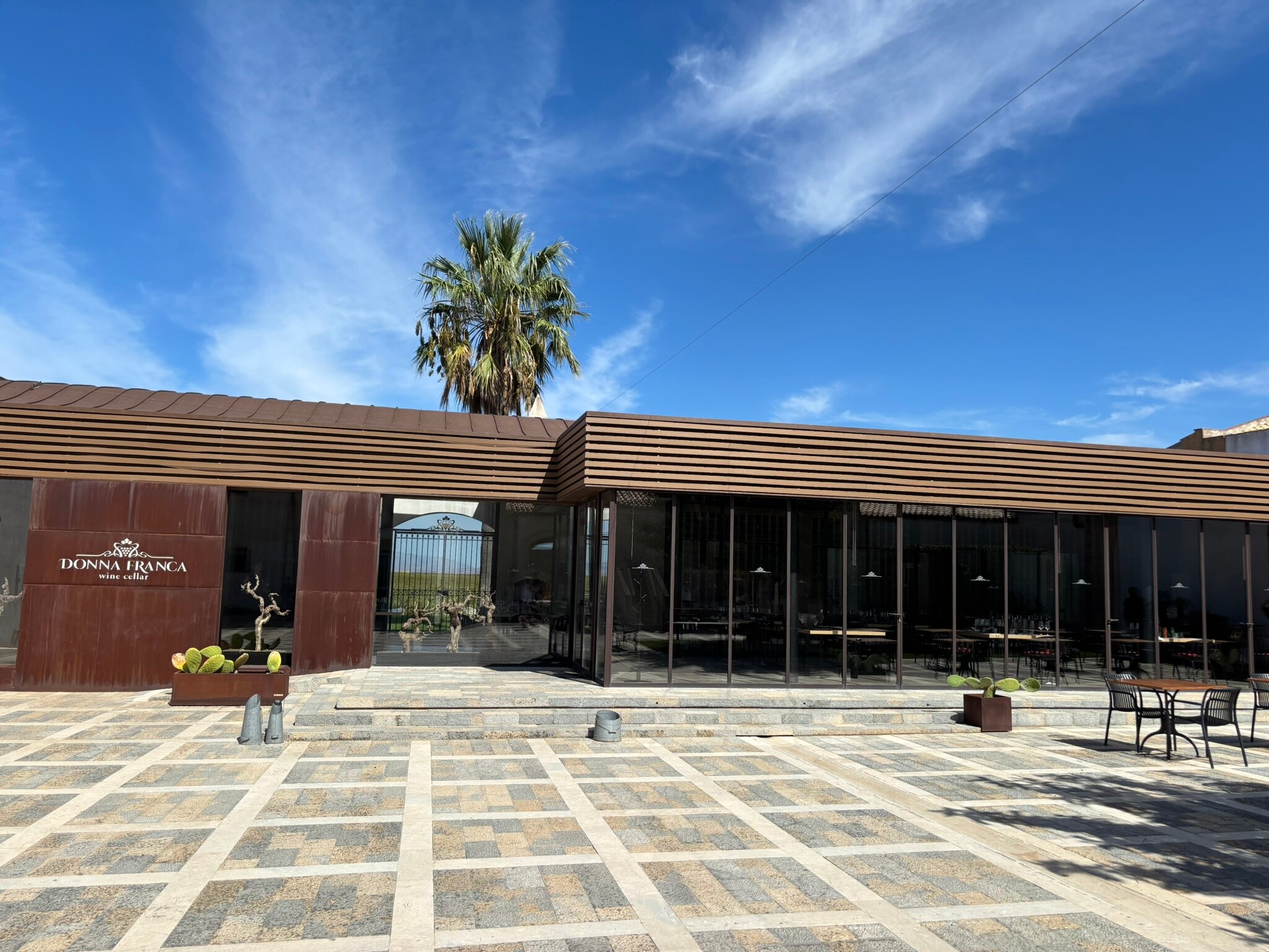 巴格里欧多纳弗兰卡酒店-官方