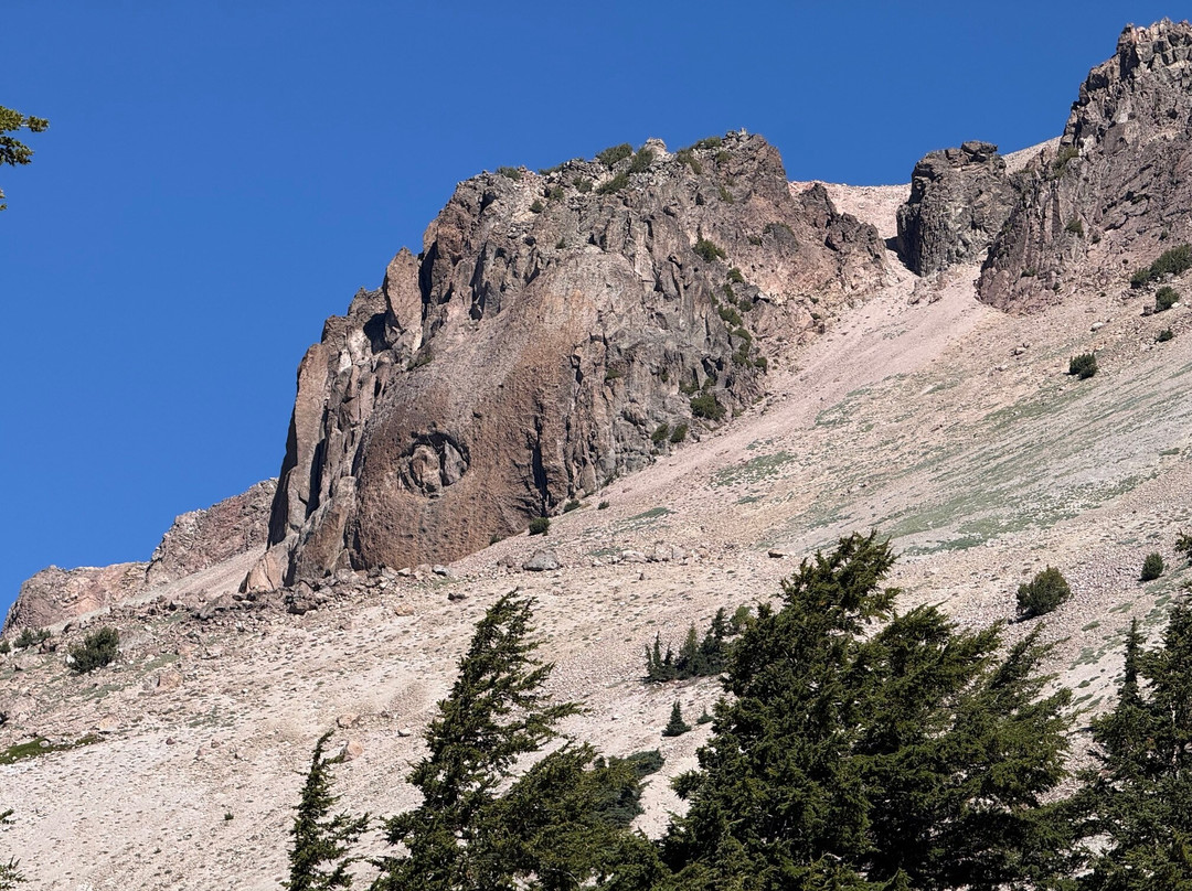 Mount Lassen-拉森火山国家公园必去景点