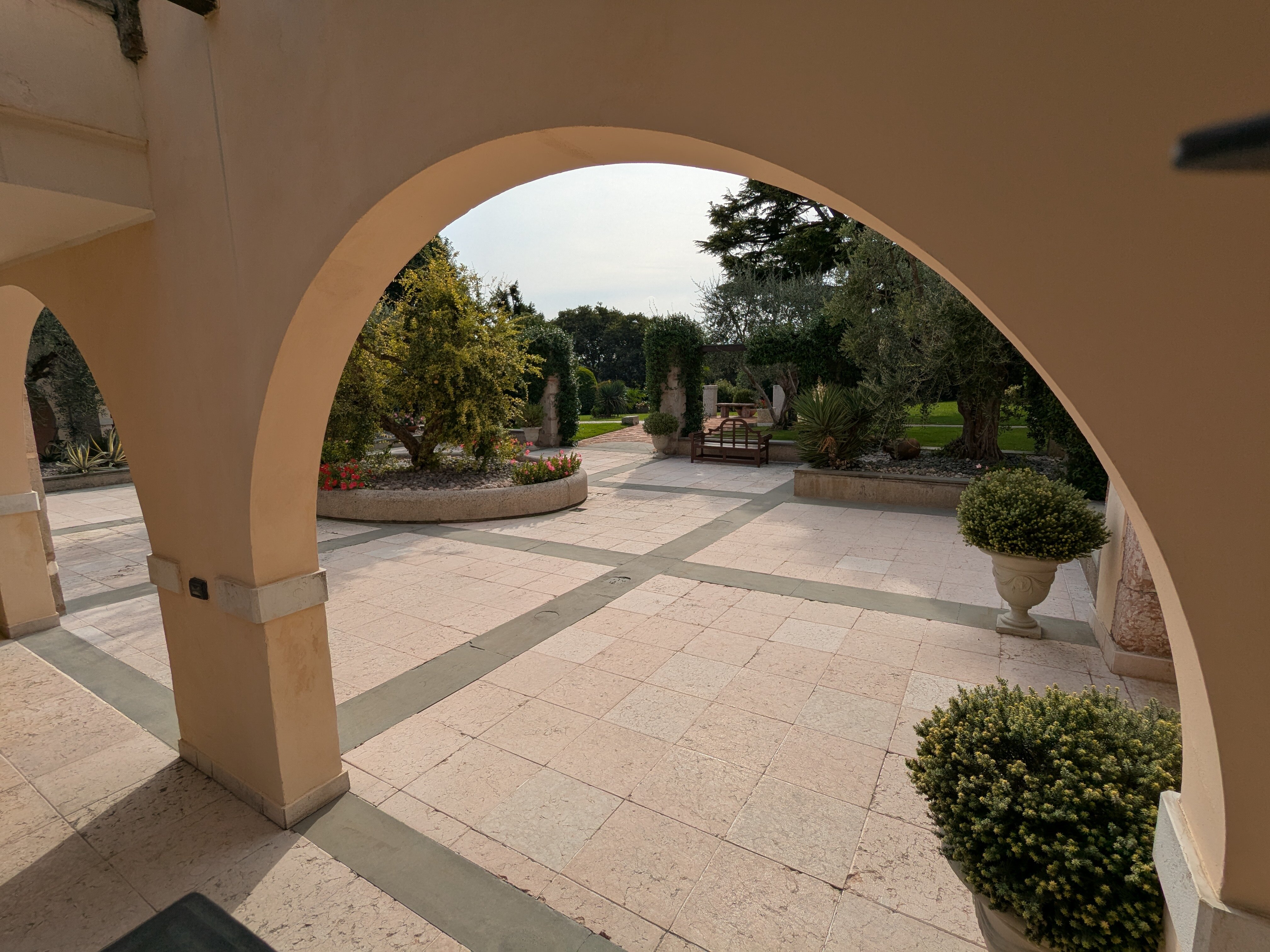 Castello Belvedere Apartments-官方