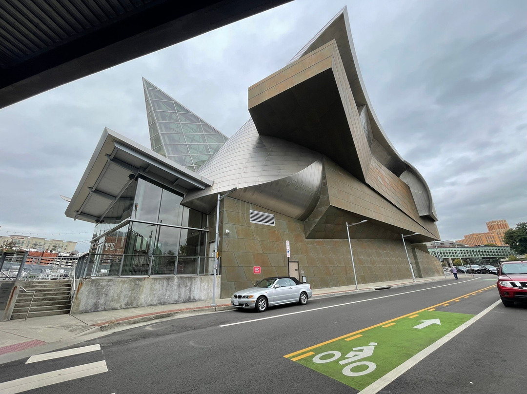 Taubman Museum of Art-罗阿诺克必去景点