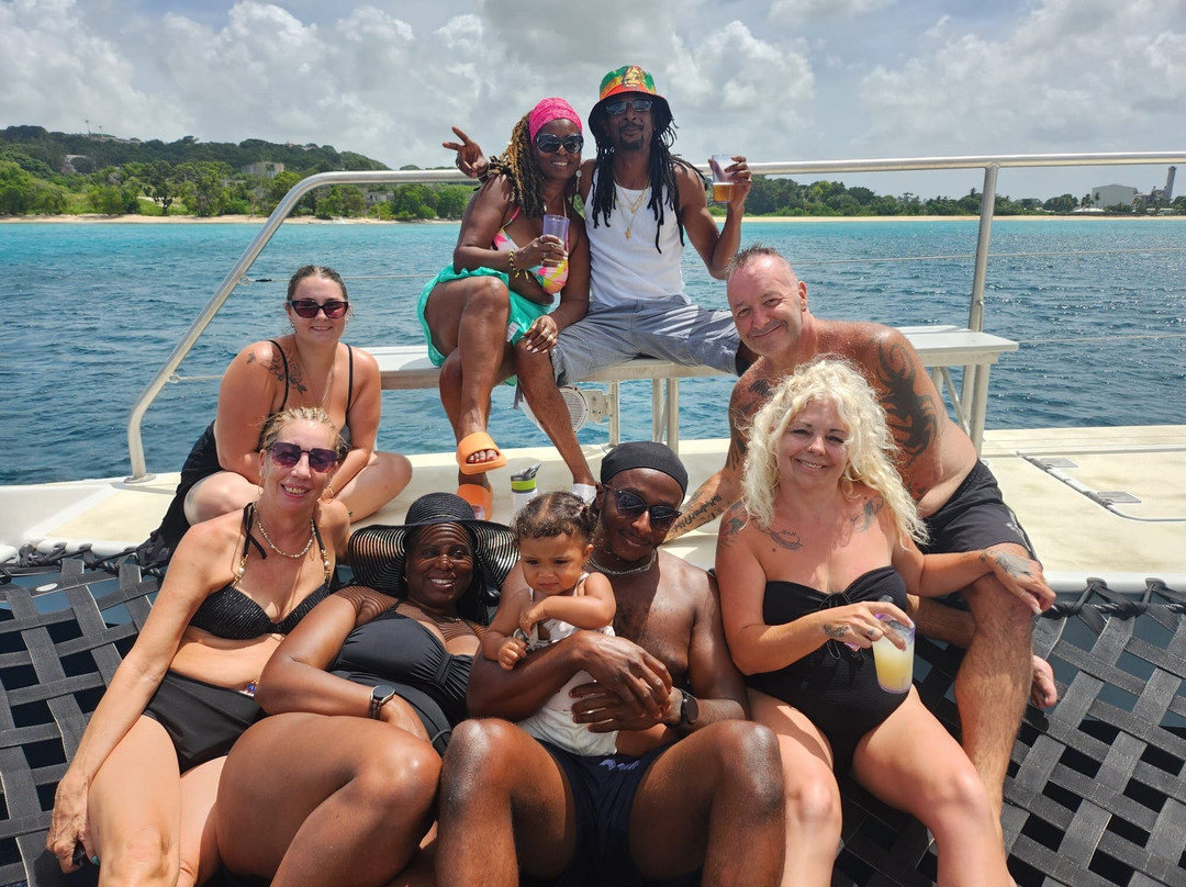 Cool Runnings Catamaran Cruises-布里奇顿必去景点