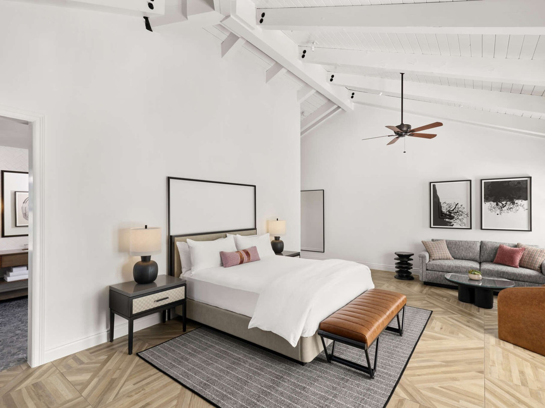 尤特维尔酒店主图