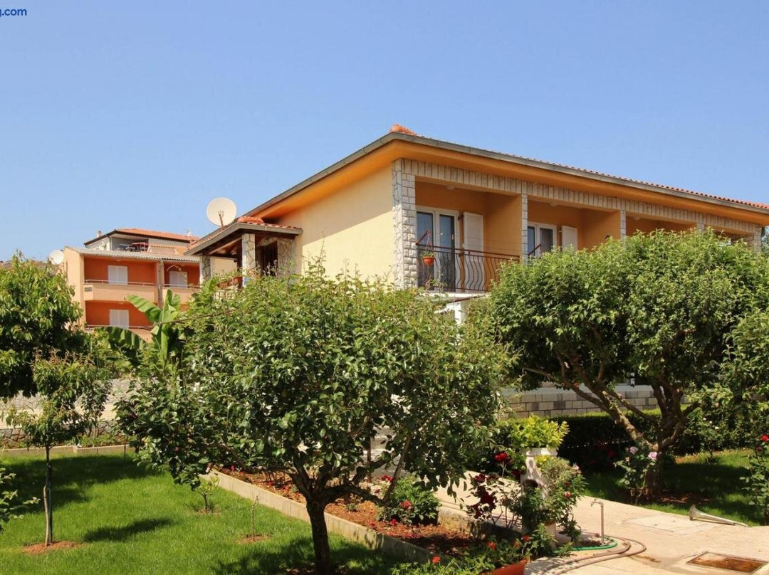 Apartments Nevenka K.