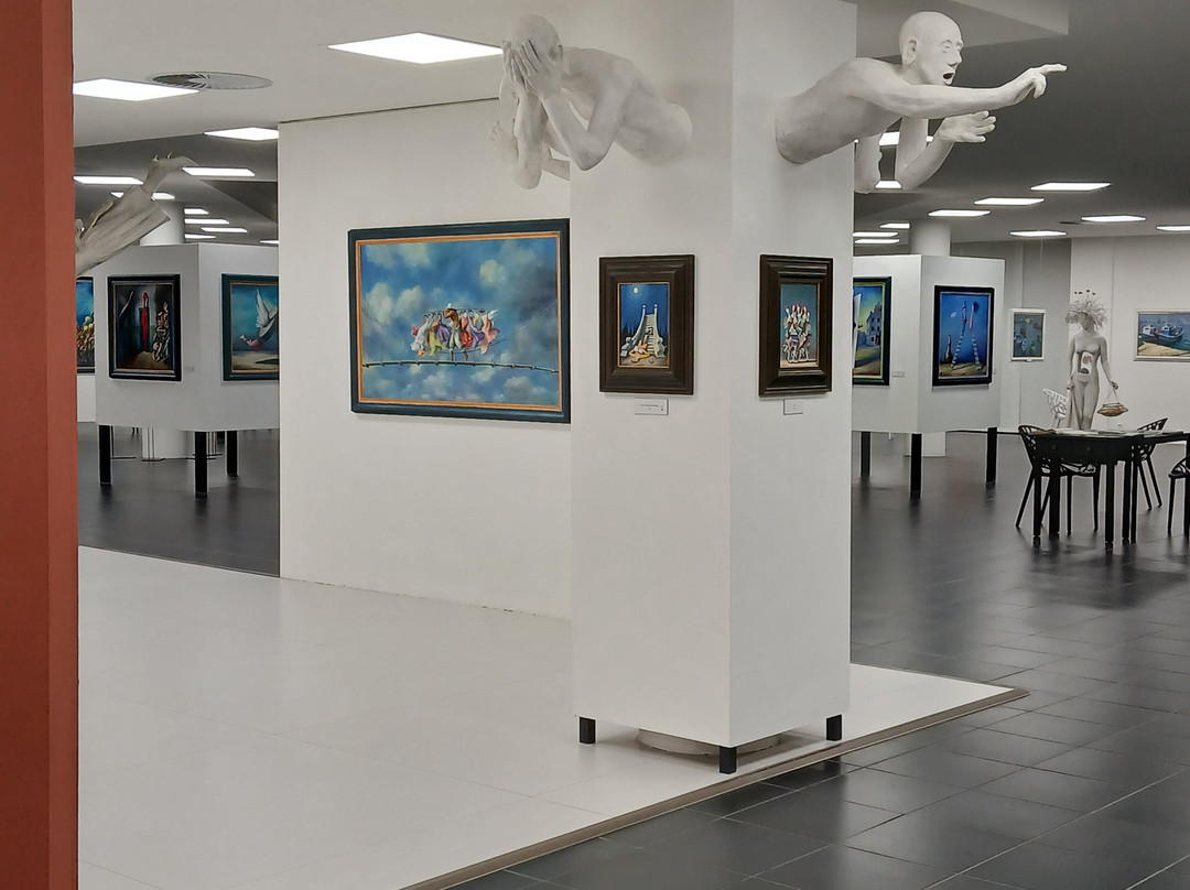 LETTL-Museum für surreale Kunst-奥格斯堡必去景点