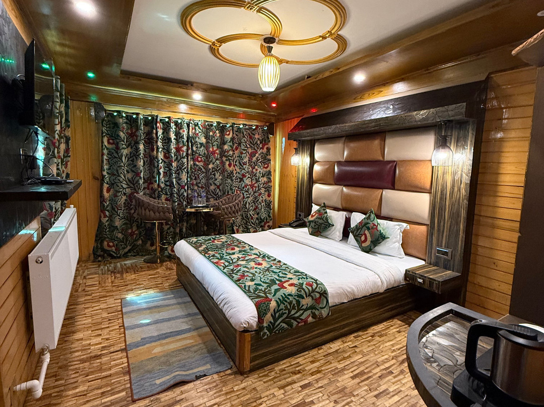 Hotel Divine Inn主图