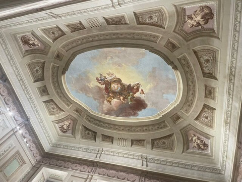 奎恰尔迪尼宫殿酒店主图