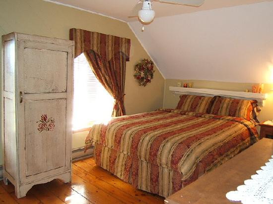 Au Chant Du Coq主图