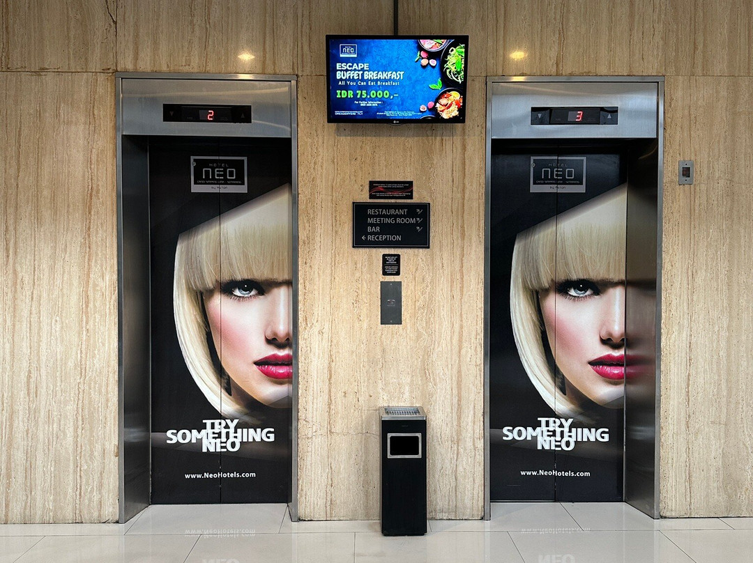 Hotel Neo Candi Simpang Lima - Semarang主图