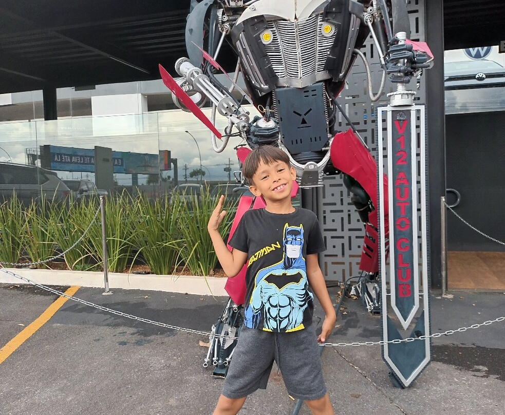 V12 Auto Club-巴西利亚必去景点