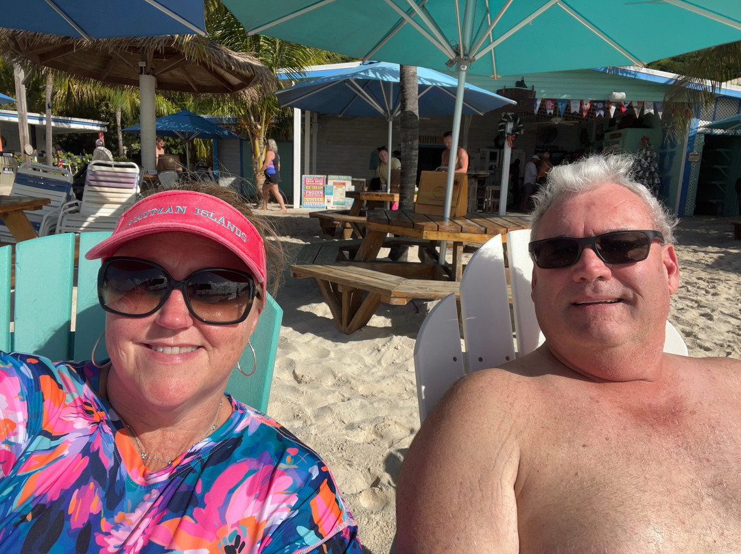 Bad Kitty & Calypso Charters-克鲁兹湾必去景点