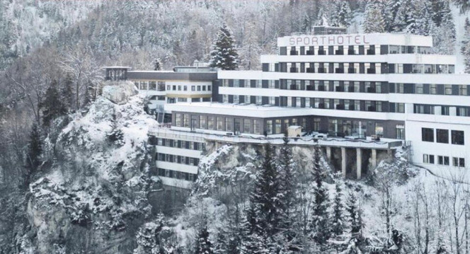 塞默灵体育酒店主图