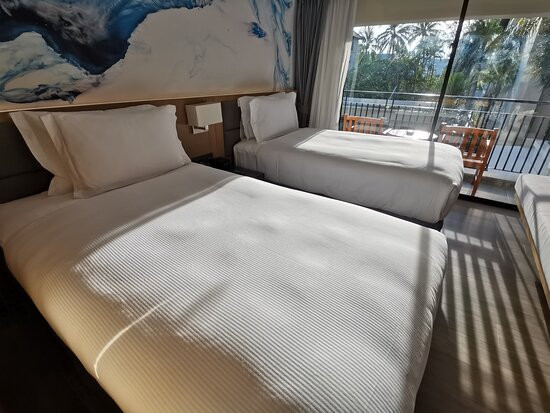 普吉岛班泰希尔顿逸林酒店及度假村主图