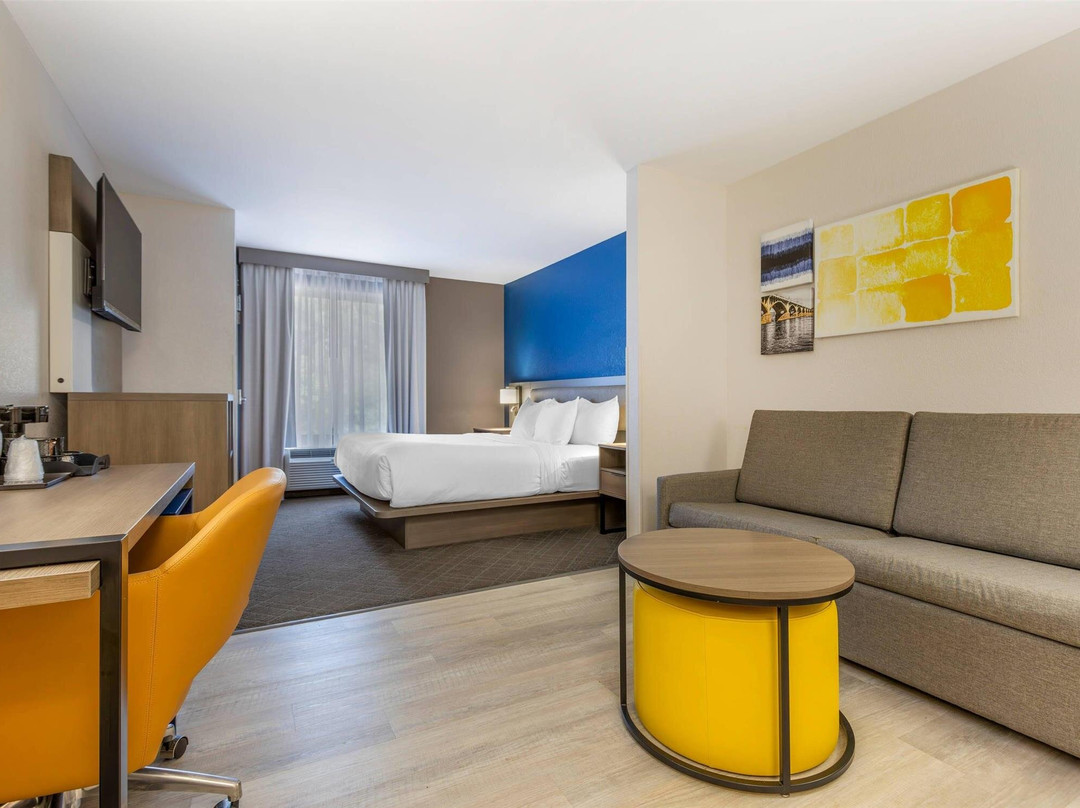 哥伦比亚东北-杰克逊堡舒适套房酒店主图