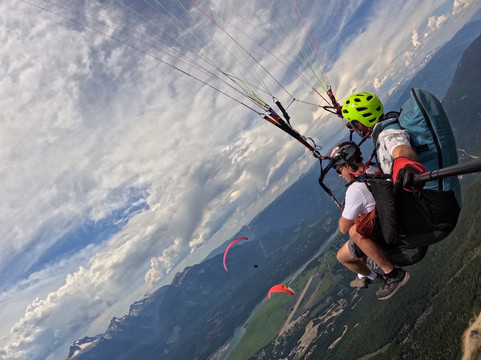 Revelstoke Paragliding-雷夫尔斯托克必去景点