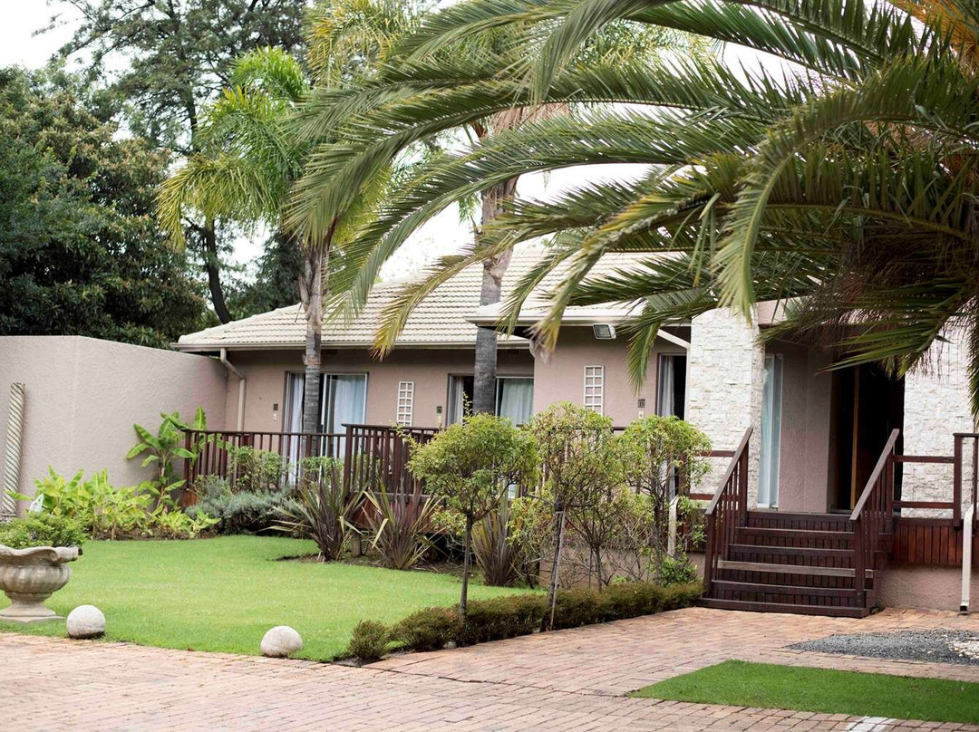 雍翠豪园餐厅宾馆主图