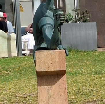 Homenaje al Bar-Meloneras必去景点