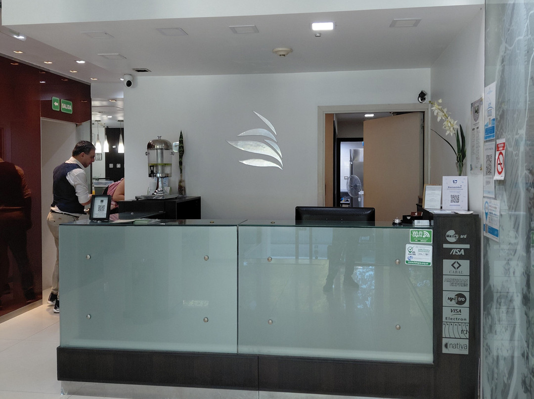 尼亚特城市酒店主图