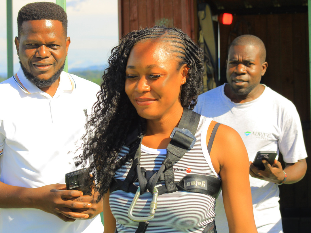 African Buffalo Safaris-坎帕拉必去景点
