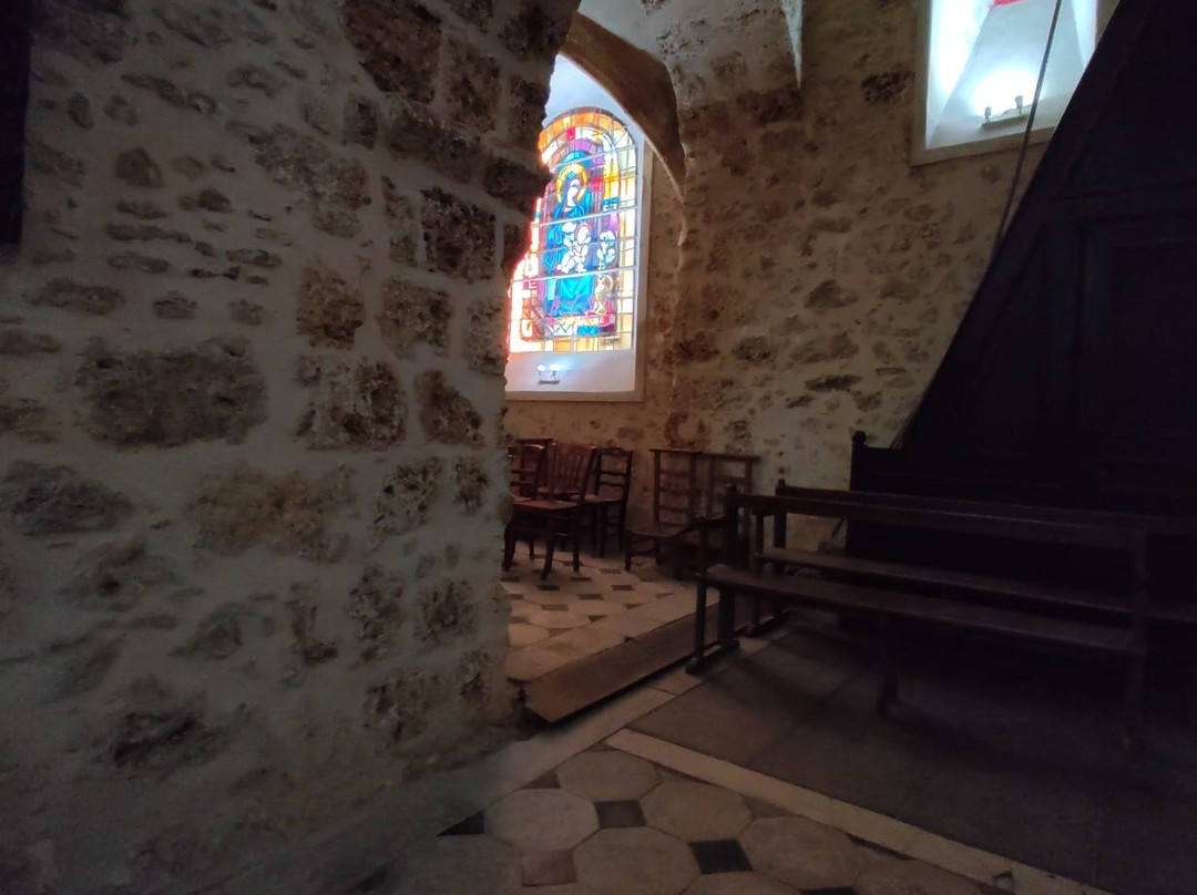 Eglise Notre-Dame-du-Mont-Carmel-Janvry必去景点