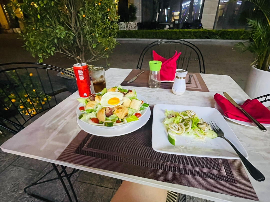 Vinace Italian Restaurant & Bar