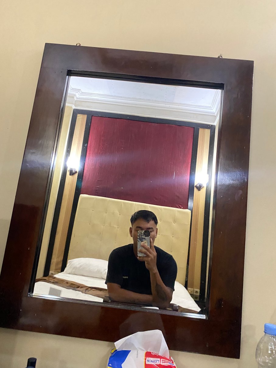 Royal Global Hotel-旅行者