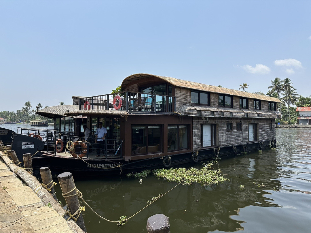 Spice Routes Luxury Cruises-Kainakary必去景点