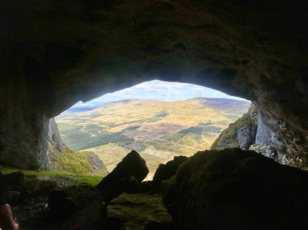 Diarmuid & Grainne's Cave-斯莱戈必去景点