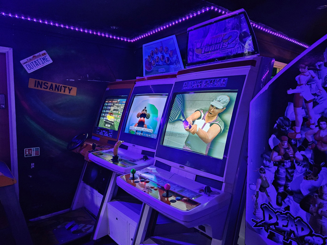 Insanity Gaming Arcade-普尔必去景点