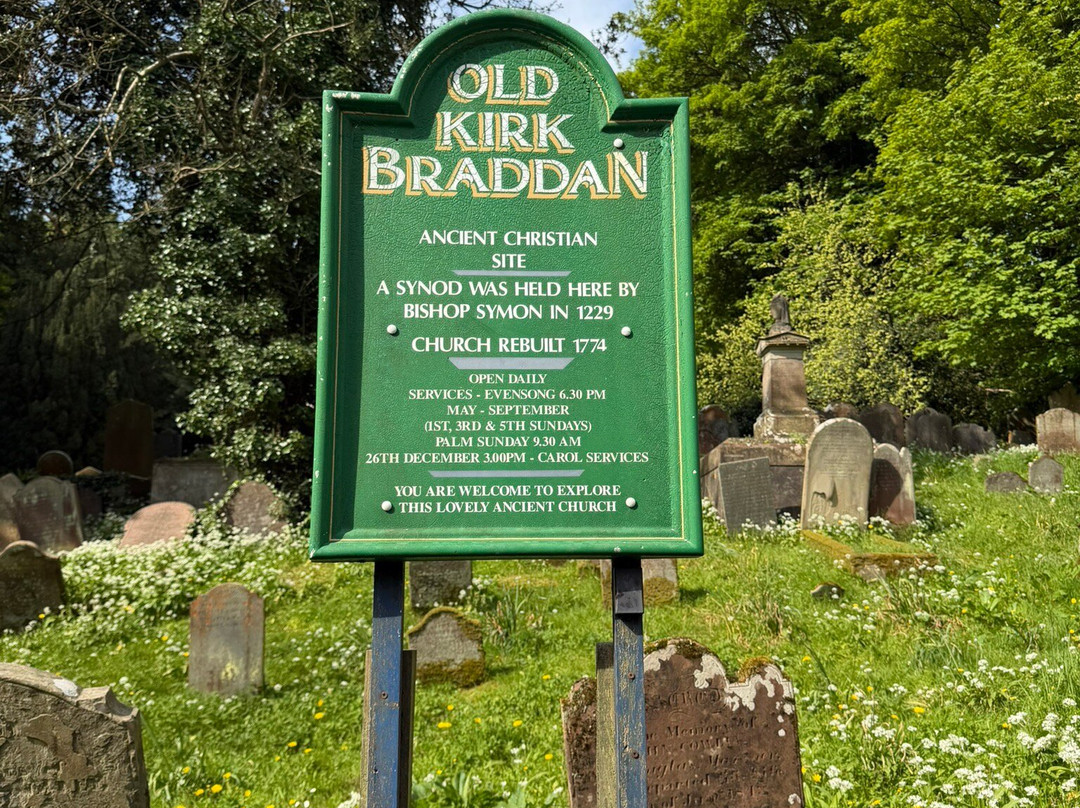 Old Kirk Braddan-Douglas必去景点