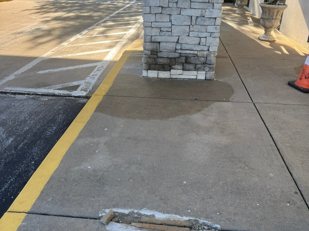 巴特菲尔德路/65号高速公路戴斯酒店主图