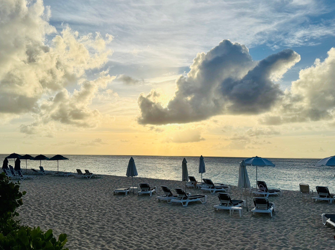 Meads Bay-Long Bay Village必去景点