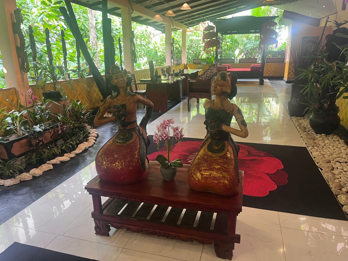 库普库普巴龙洛奇塔内特里Spa别墅度假村-旅行者