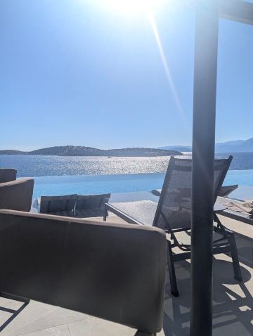 克里特尼科海滨度假酒店 - 美憬阁系列-旅行者