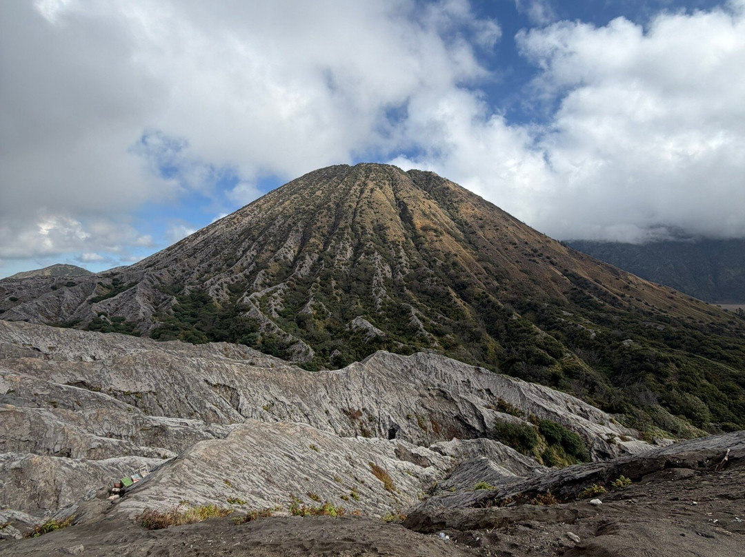 布罗莫火山-婆罗摩腾格里国家公园必去景点
