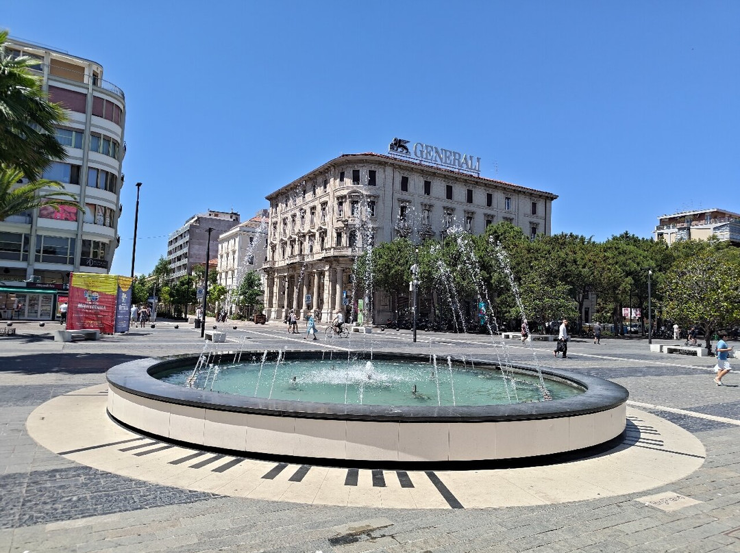 Piazza Salotto-佩斯卡拉必去景点