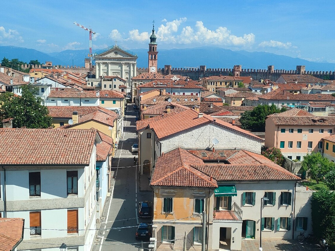 La Cinta Muraria - Camminamento di Ronda-奇塔代拉必去景点
