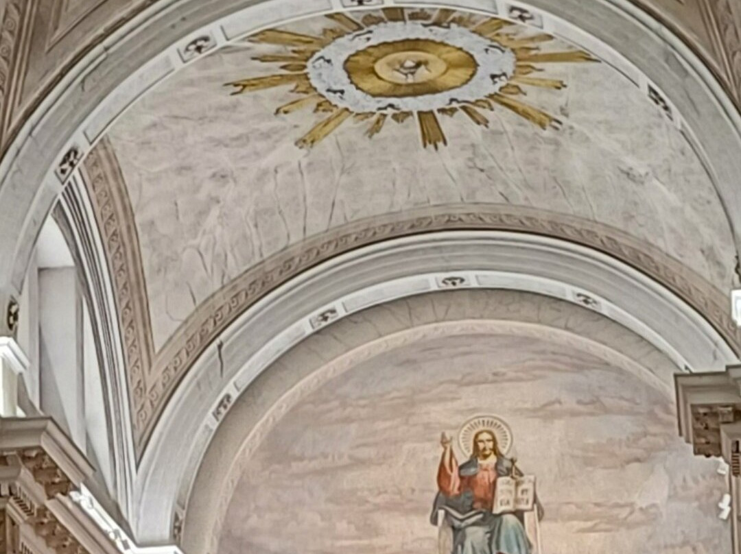 Chiesa San Zenone e Martino-拉齐塞必去景点