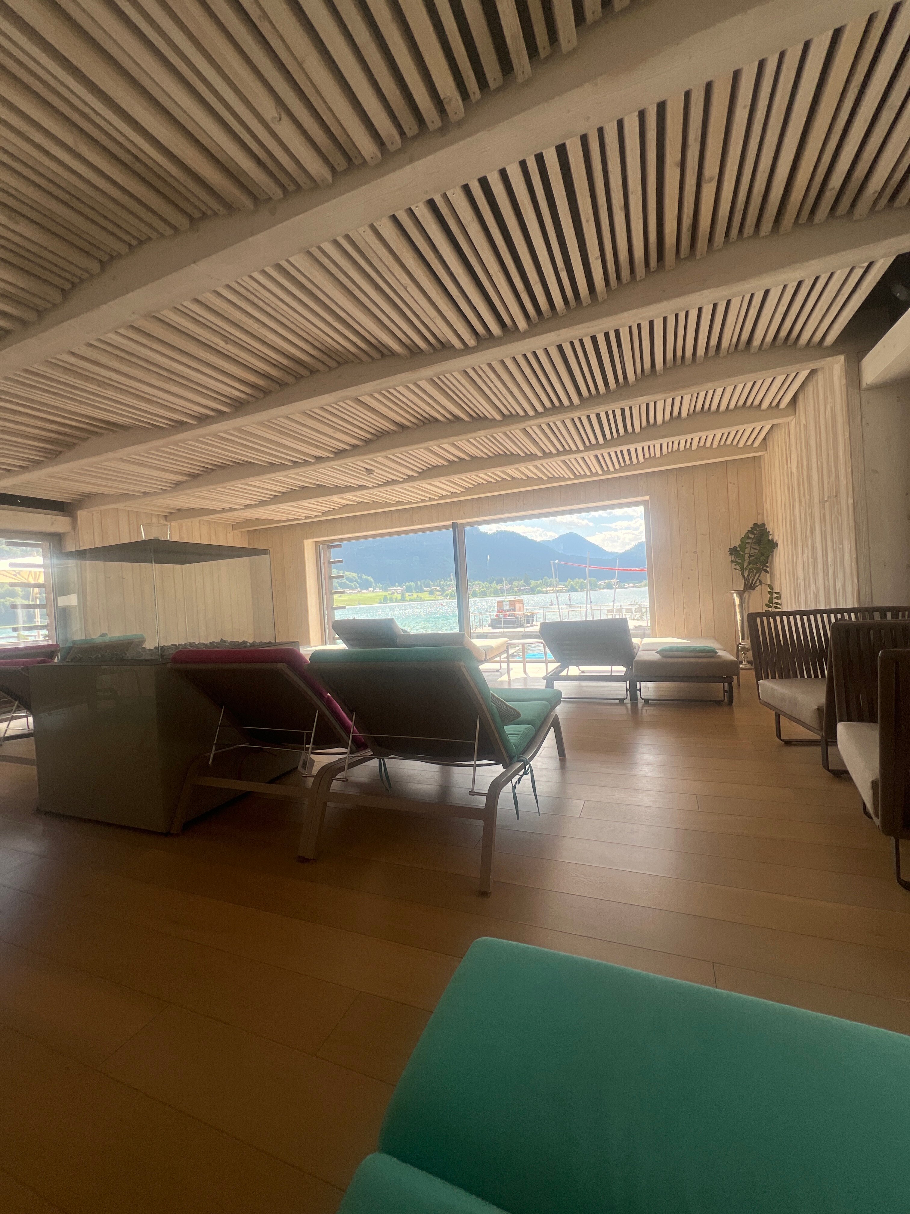 魏森湖斯特朗德酒店-旅行者